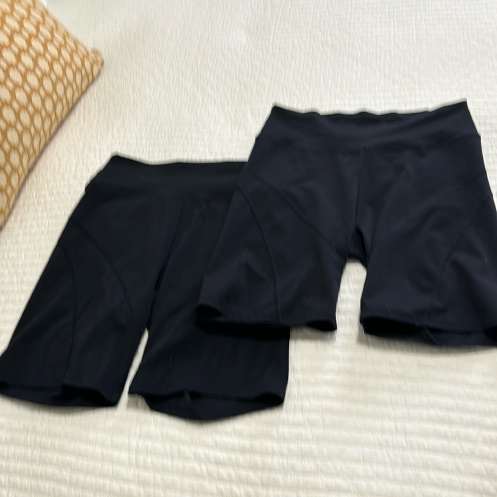 Bike shorts x2